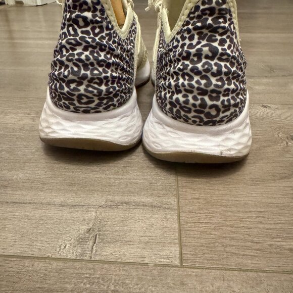 New Balance Fresh Foam ROAV | Leopard Heel | Size 7.5 ✨  💛 Super cute and comfy - Picture 3 of 10